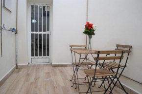 Impressive 1 bed Apartment with a stunning bathroom and Terrace CB4EV